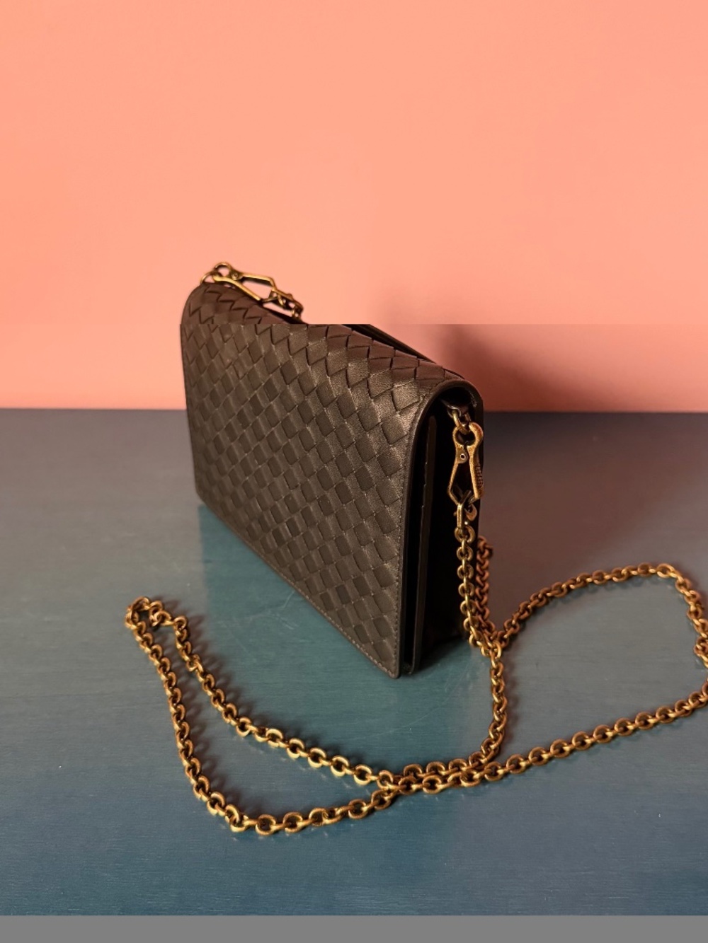 $1,150 BOTTEGA VENETA Intrecciato Leather Wallet on a Chain Black EUC